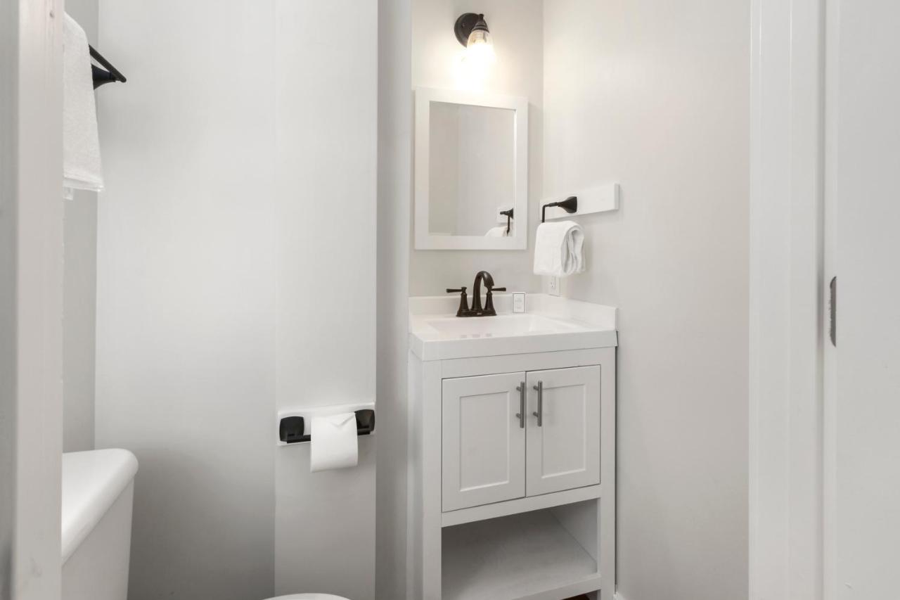 Cozy Ba Townhome Near Little Italy I Fells Point بالتيمور المظهر الخارجي الصورة